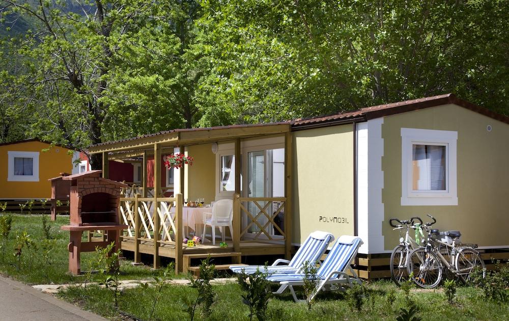 Holiday Resort Medveja Exterior photo