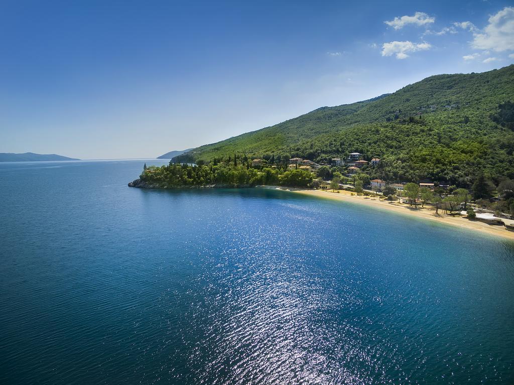 Holiday Resort Medveja Exterior photo